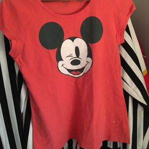 Winking Mickey size small women
